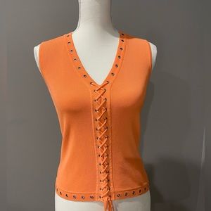 ✨✨Women’s Orange Sleeveless Top ✨✨